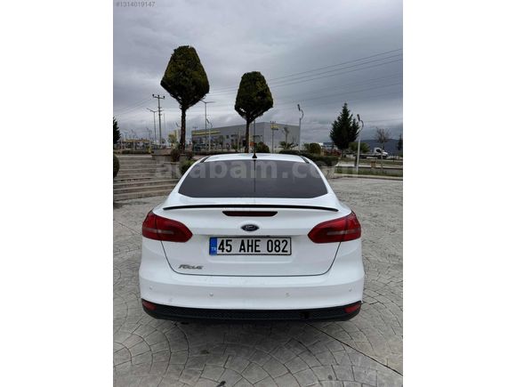 EMSALSİZ TEMİZLİKTE FORD FOCUS HATASIZ