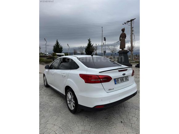 EMSALSİZ TEMİZLİKTE FORD FOCUS HATASIZ