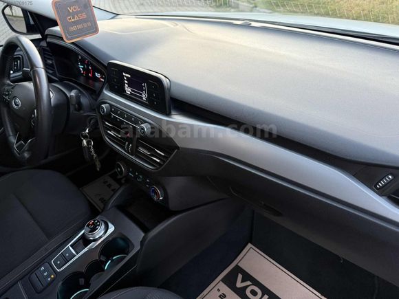 OTOMATİK 2020 FORD FOCUS 96 BİN KM HATASIZ