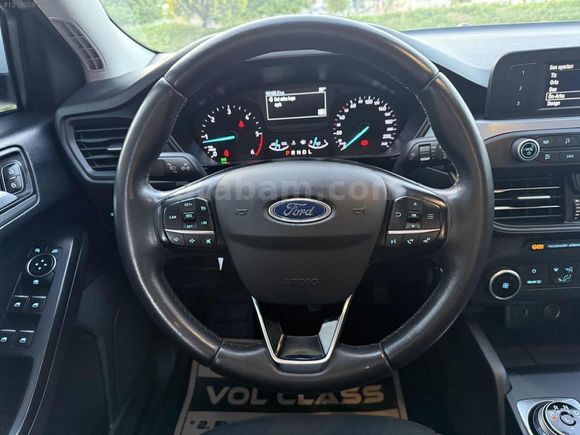 OTOMATİK 2020 FORD FOCUS 96 BİN KM HATASIZ
