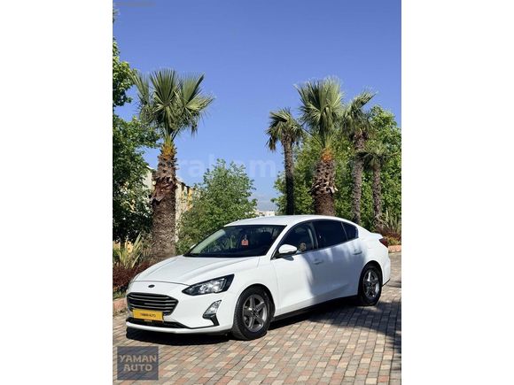 YAMAN AUTODAN FORD FOCUS 1.5 Tİ VCT TREND X BAKIMLI SORUNSUZ