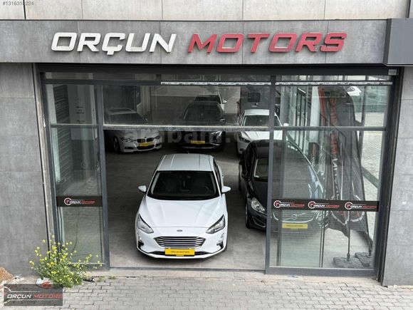 OrçunMotors 2021 FORD FOCUS 1.5ti VCT TREND X TRAMERSİZ