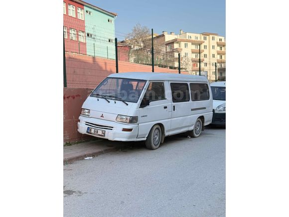 Sahibinden Mitsubishi L 300 Camlı Van 2000 Model 