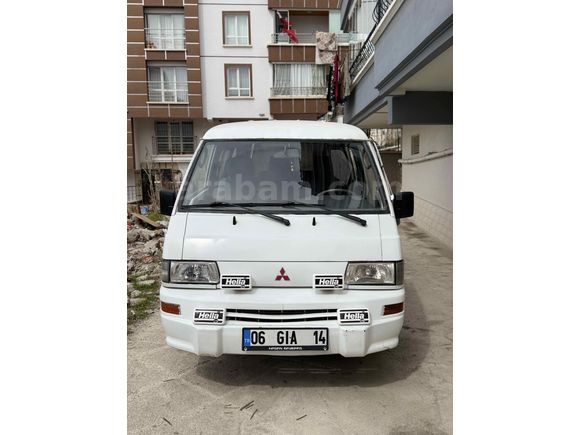 Sahibinden Mitsubishi L 300 Camlı Van 2000 Model 