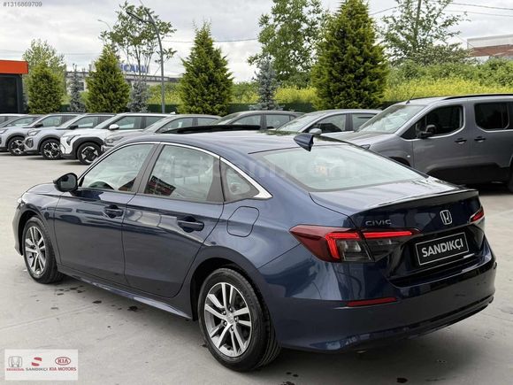 SANDIKÇI 2.EL 2025 Civic Sedan 1.5 VTEC Turbo Elegance Plus