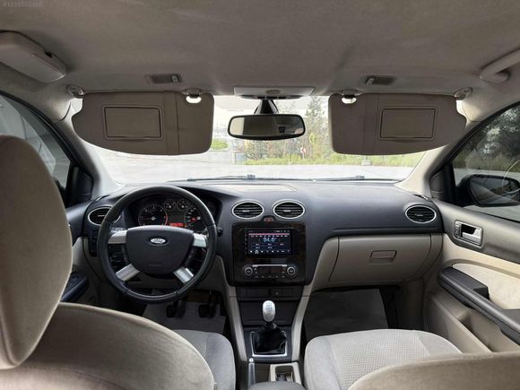 FORD FOCUS GHİA EN DOLUSU ÇOK TEMİZ ACİLL