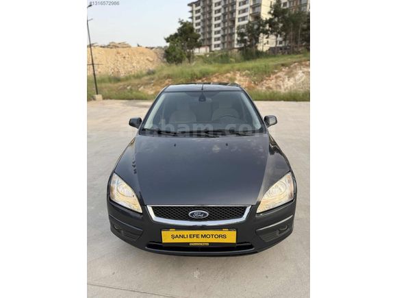 FORD FOCUS GHİA EN DOLUSU ÇOK TEMİZ ACİLL