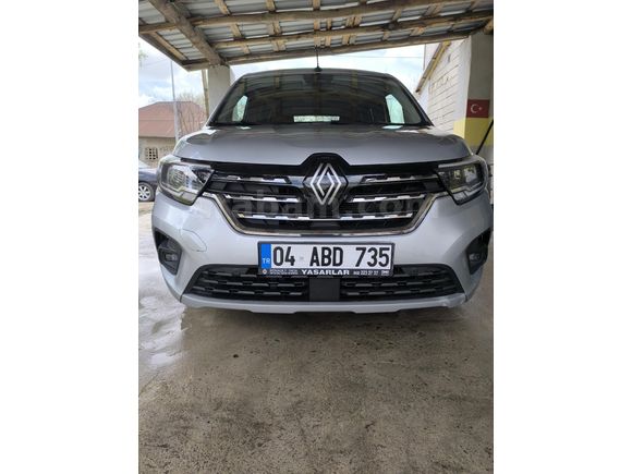 Sahibinden Renault Kangoo Multix 1.3 TCe Iconic 2025 Model