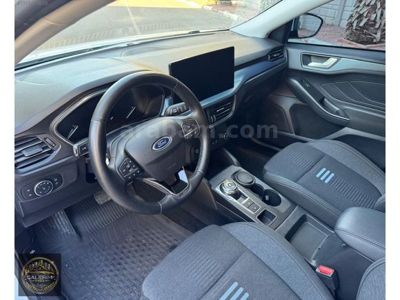 2025 Trafik Cıkışlı Ford Focus 1.5EcoBlue - 43bin km- HATASIZ