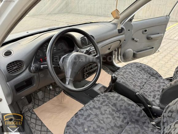 HATASIZ DEĞİŞENSİZ HYUNDAİ ACCENT KLİMALI 210 BİNDE