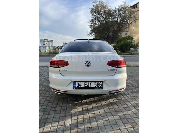 CAM TAVANLI TEMİZ PASSAT