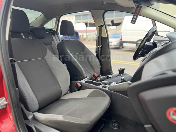 2011 FOCUS 1.6 STYLE MANUEL KARTA 12 TAKSİT