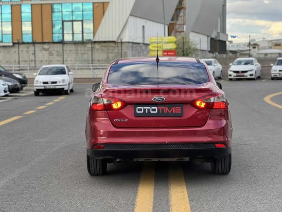 2011 FOCUS 1.6 STYLE MANUEL KARTA 12 TAKSİT