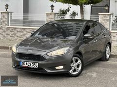 2015 DEĞİŞENSİZ SIFIR KONDİSYON 1 .6 DİZEL 115.hp STYLE FOCUS