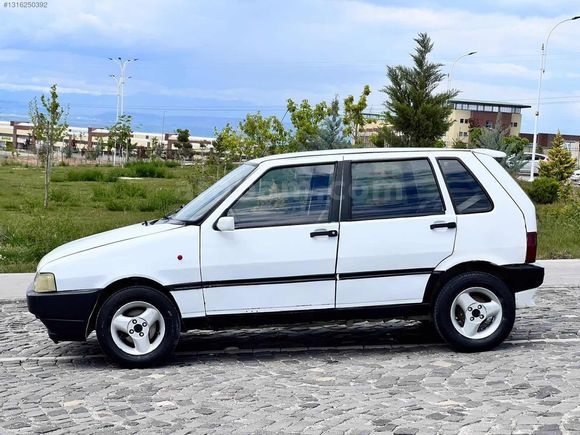 FİAT UNO 70LİK TEMİZ