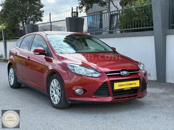 ÖZBAY OTO FORD FOCUS OTOMATİK EN DOLUSU DÜŞÜK KM DEĞİŞENSİZ