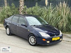 BİRLİK - 2001 FORD FOCUS 1.6 GHİA MASRAFSIZ KARTA 12 TAKSİT