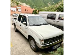 Sahibinden Toyota Hilux 2.4 D 2000 Model 