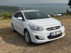 Accent Blue otomatik 1.6 CRDI Mode Plus 2017
