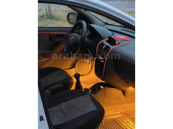 Sahibinden Opel Corsa 1.0 Essentia 2004 Model 