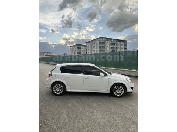 Sahibinden Opel Astra 1.6 Essentia Konfor 2012 Model 