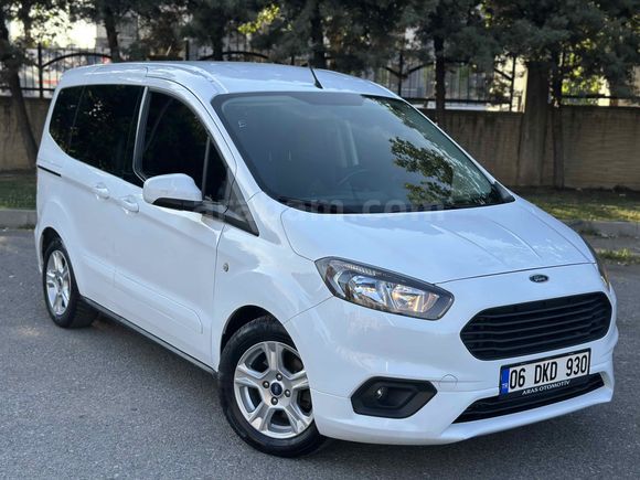 Galeriden Ford Tourneo Courier 1.5 TDCi Delux 2022 Model İstanbul