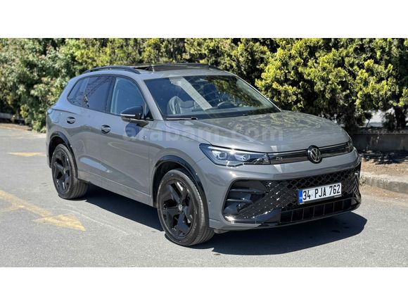 HATASIZ BOYASIZ DEĞİŞENSİZ 25 MODEL R-LİNE BLACK STYLE TİGUAN
SIFIR AYARINDA