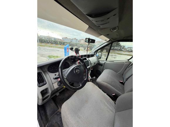 Sahibinden Opel Vivaro 1.9 DTI Combi 2004 Model 