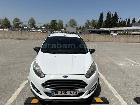 Sahibinden Ford Fiesta 1.5 TDCi Trend 2014 Model  166.000 km Beyaz