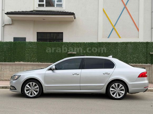 Sahibinden Skoda SuperB 1.6 TDI Elegance 2014 Model 