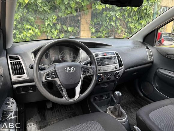 ?BC | 2012 MODEL 156.000 KM 'DE HYUNDAI İ20 1.4 CRDI SENSE