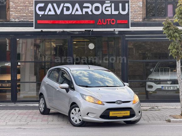 ÇAVDAROĞLU'DAN FORD FİESTA 1.4 TDCİ/AİLE ARABASI/BAKIMLI/K.KART