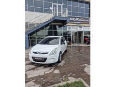 HYUNDAI İ20 1.4 BENZİNLİ