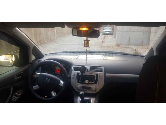 Sahibinden Ford C-Max 1.6 TDCi Titanium 2010 Model 