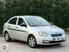 2011 HYUNDAİ ACCENT ERA 1.5 CRDI-VGT TEAM 110 HP + 243.000 KM'DE