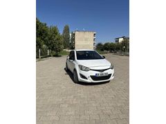 Sahibinden Hyundai i20 1.4 CRDi Style 2023 Model 