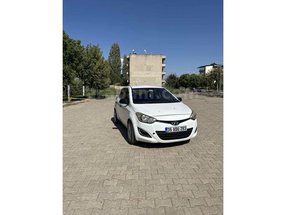 Sahibinden Hyundai i20 1.4 CRDi Style 2023 Model 