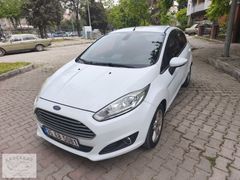 2014 FİESTA TİTANİUM 121000km ORJİNAL