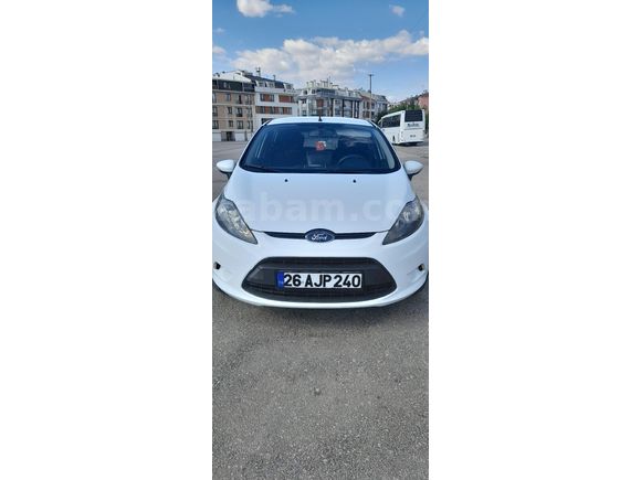 Sahibinden Ford Fiesta 1.4 TDCi Trend 2012 Model