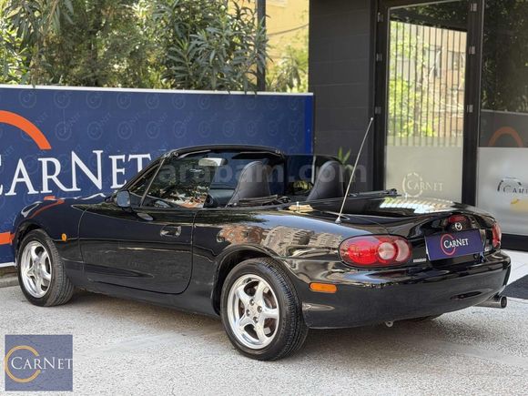 Galeriden Mazda MX MX-5 1.8 2001 Model İstanbul 230.000 km Siyah