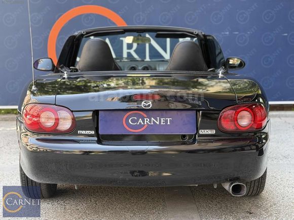 Galeriden Mazda MX MX-5 1.8 2001 Model İstanbul 230.000 km Siyah