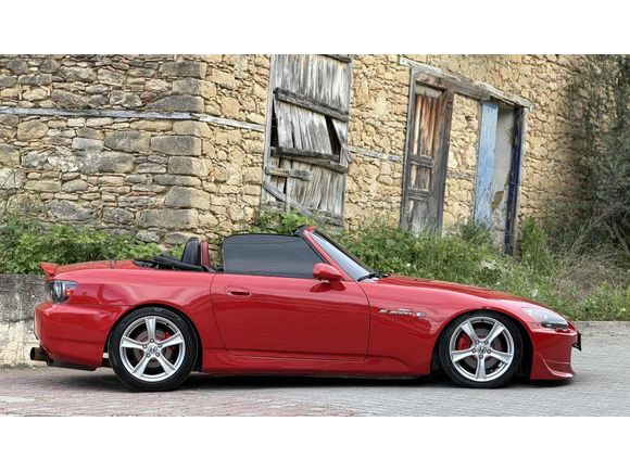MİTHAT OTOMOTİV DEN MASRAFSIZ SORUNSUZ KIRMIZI 2005 MODEL S2000