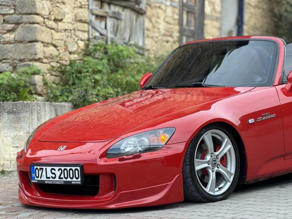 MİTHAT OTOMOTİV DEN MASRAFSIZ SORUNSUZ KIRMIZI 2005 MODEL S2000