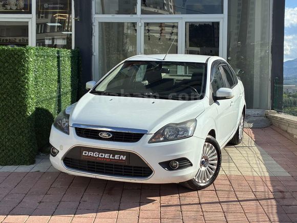 FORD FOCUS 1.6 TITANIUM MANUEL KEYLESS+190.000KM+2011