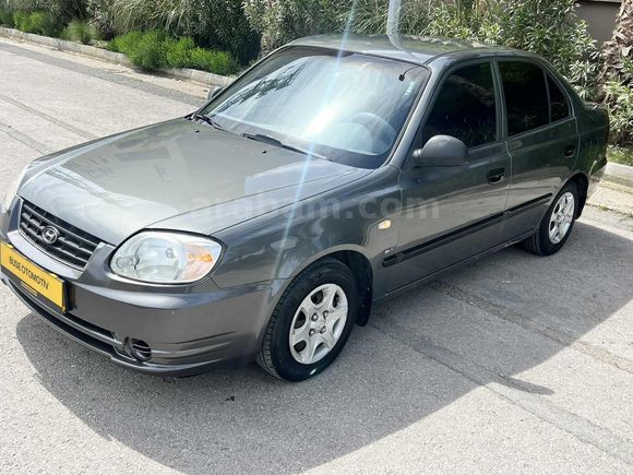 BUSE OTOMOTİV EMSALSİZ ACCENT 78000KM DE 520000TL
