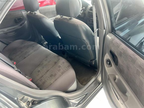 BUSE OTOMOTİV EMSALSİZ ACCENT 78000KM DE 520000TL