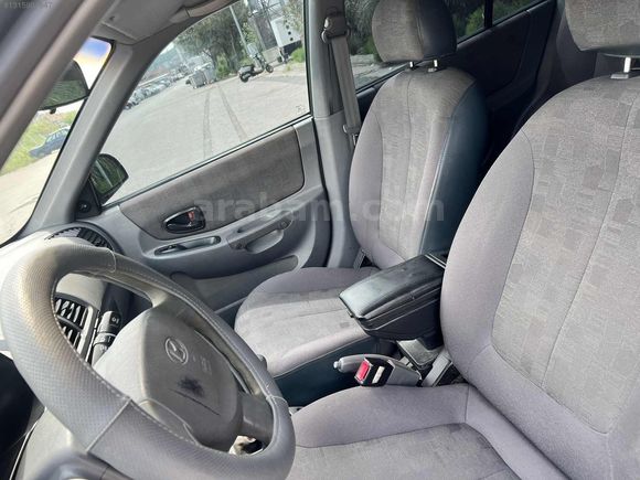 BUSE OTOMOTİV EMSALSİZ ACCENT 78000KM DE 520000TL