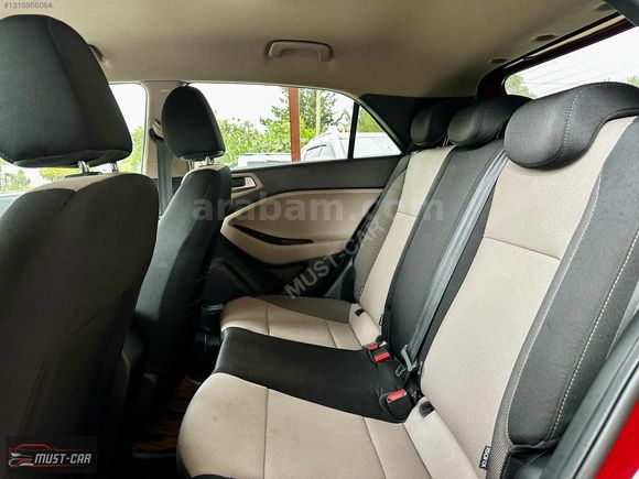 MUST-CAR'dan HYUNDAI i20 ACTIVE ELITE SMART
