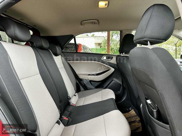 MUST-CAR'dan HYUNDAI i20 ACTIVE ELITE SMART