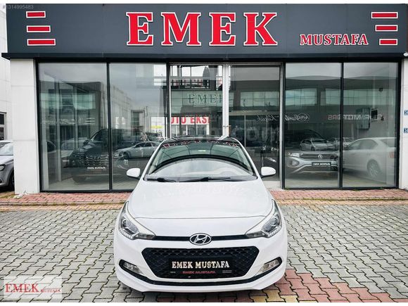 EMEK MUSTAFA 2017 İ-20 1.4 STYLE OTOMATİK CAM TAVAN LPG BOYASIZ